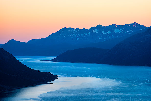 Tasermiut Fjord kurz nach Sonnenuntergang